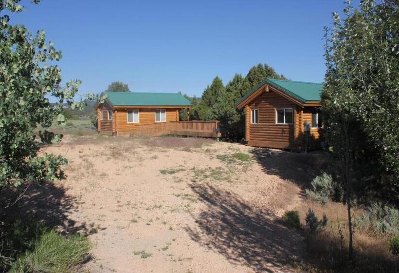 Standard studio with river view, Sevier River Ranch & Cattle Company