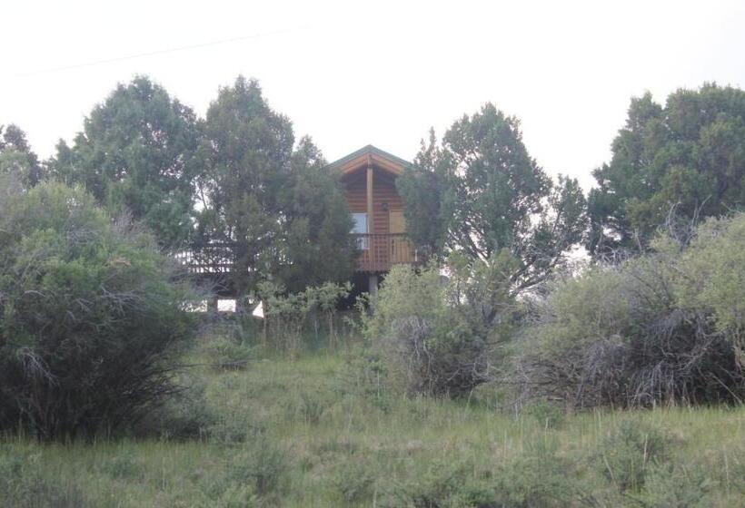 Standard studio with river view, Sevier River Ranch & Cattle Company