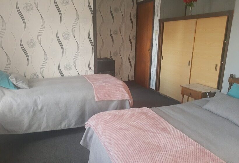 Standaard Driepersoonskamer, Hostal Klein