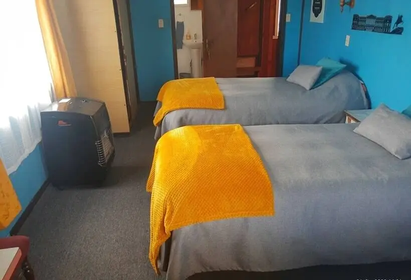 اتاق کلاسیک سه تخته, Hostal Klein