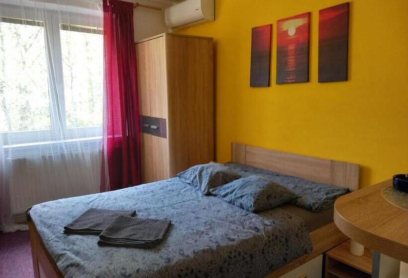 Номер Стандарт, Penzion Vulture Ostrava