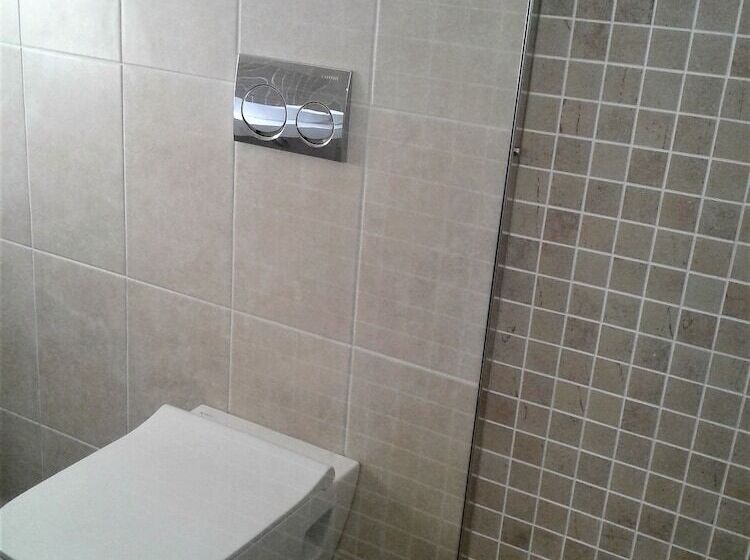 Номер Deluxe, Rostalyn Guesthouse