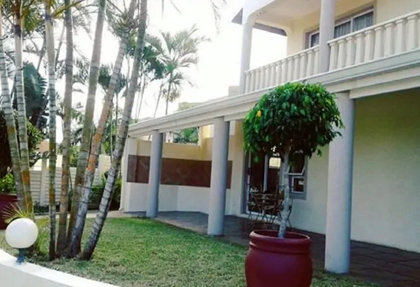 اتاق لوکس, Rostalyn Guesthouse