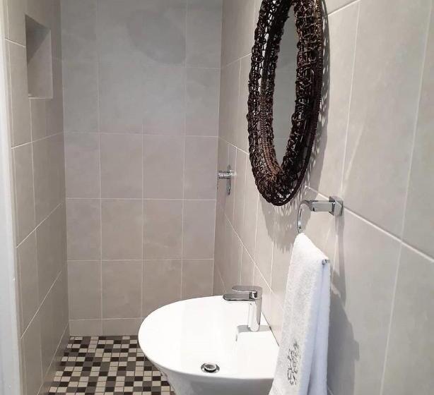 Номер Deluxe, Rostalyn Guesthouse