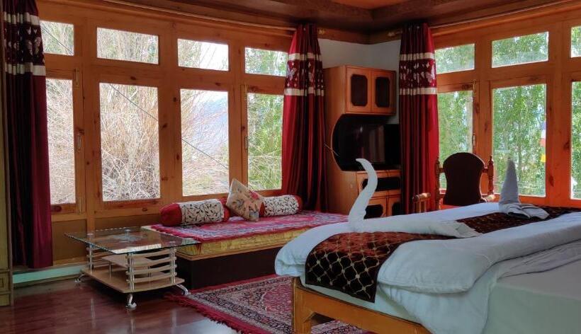 اتاق لوکس, Youthok Guest House