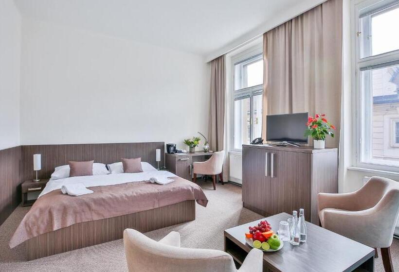 سوییت جونیور سوپریور, Apartments Embassy By Lh