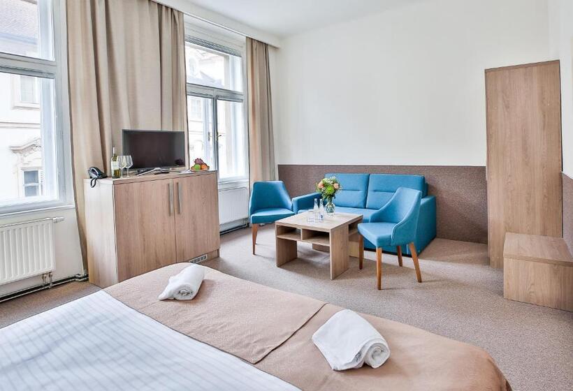 سوییت جونیور, Apartments Embassy By Lh