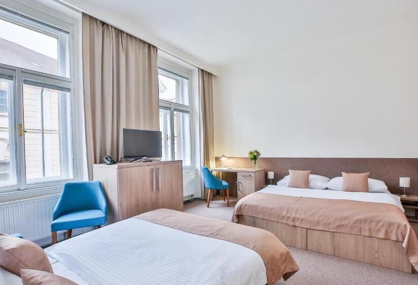 سوییت جونیور, Apartments Embassy By Lh