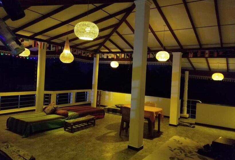 デラックスルーム, Disna Place