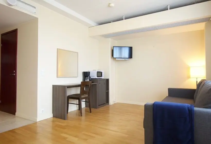 اتاق سوپریور سه تخته, Torget Apart