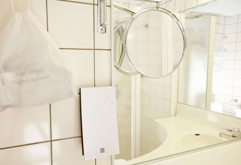 スーペリアトリプルルーム, Torget Apart