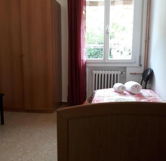 Номер Стандарт Индивидуальный Совместная Ванная, Venice Best Vacation