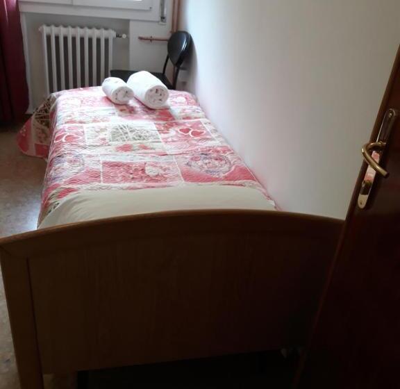 Номер Стандарт Индивидуальный Совместная Ванная, Venice Best Vacation