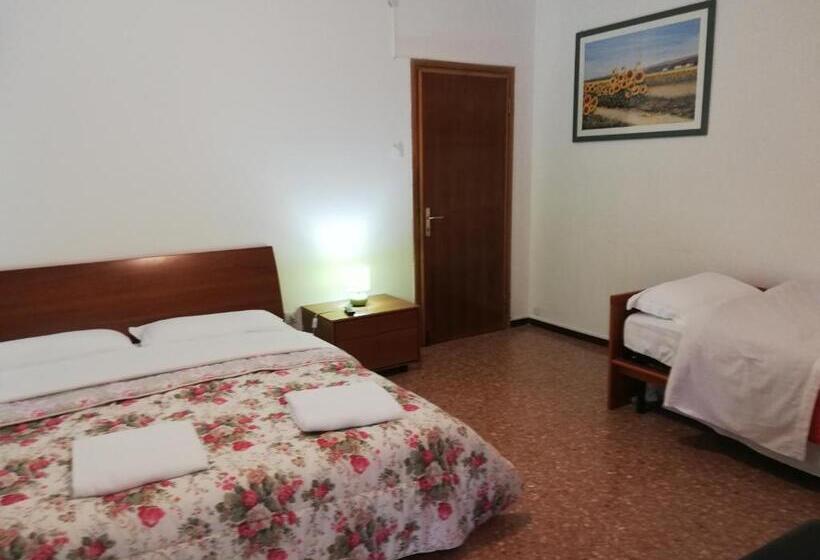 Трехместный Номер Классика, Venice Best Vacation