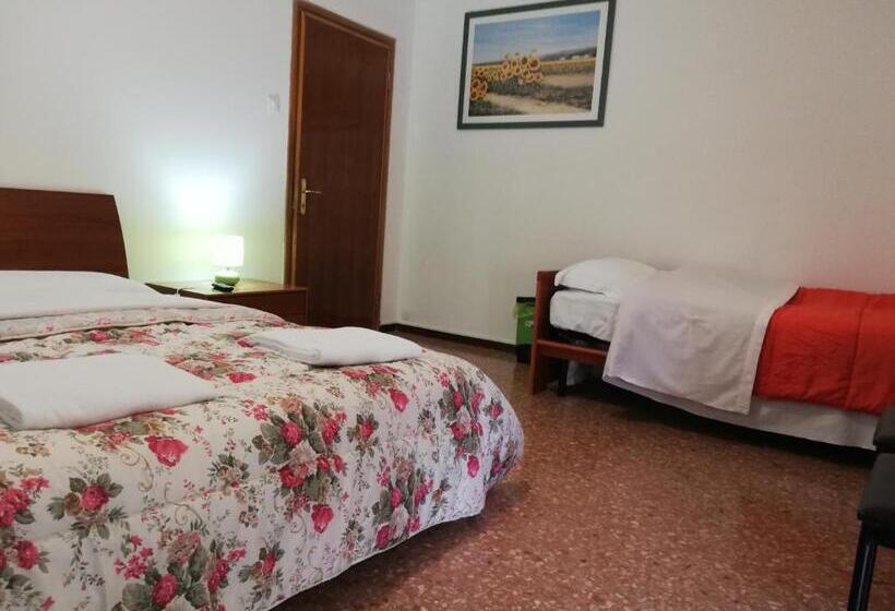 Трехместный Номер Классика, Venice Best Vacation