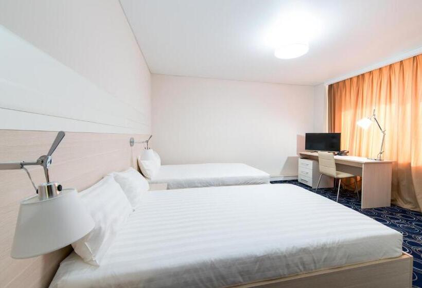 استودیوی لوکس, Apart Hotel 92/2
