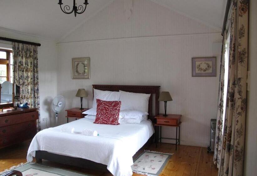 בקתת חדר, Mill Cottages