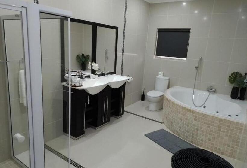 Люкс Deluxe Кровать Кинг, Waterfront Boutique Hotel Vanderkloof