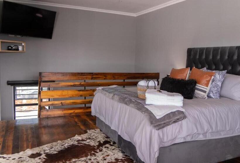 Люкс с Балконом, Waterfront Boutique Hotel Vanderkloof