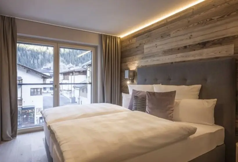 آپارتمان 3 خوابه, Postresidenz