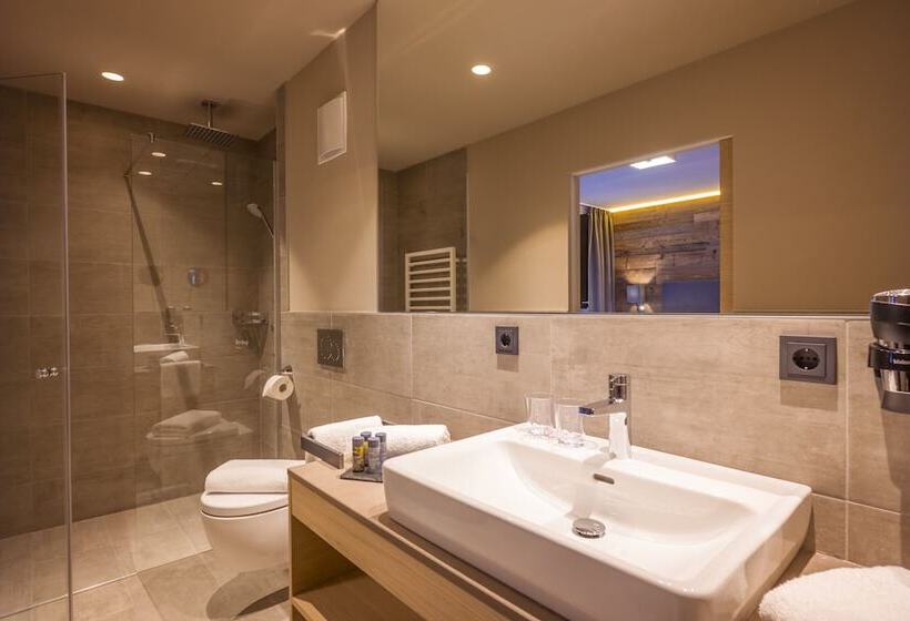 شقة غرفتين, Postresidenz