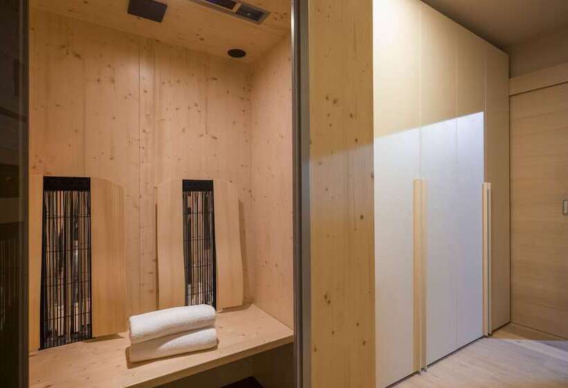 דירת שני חדרים, Postresidenz