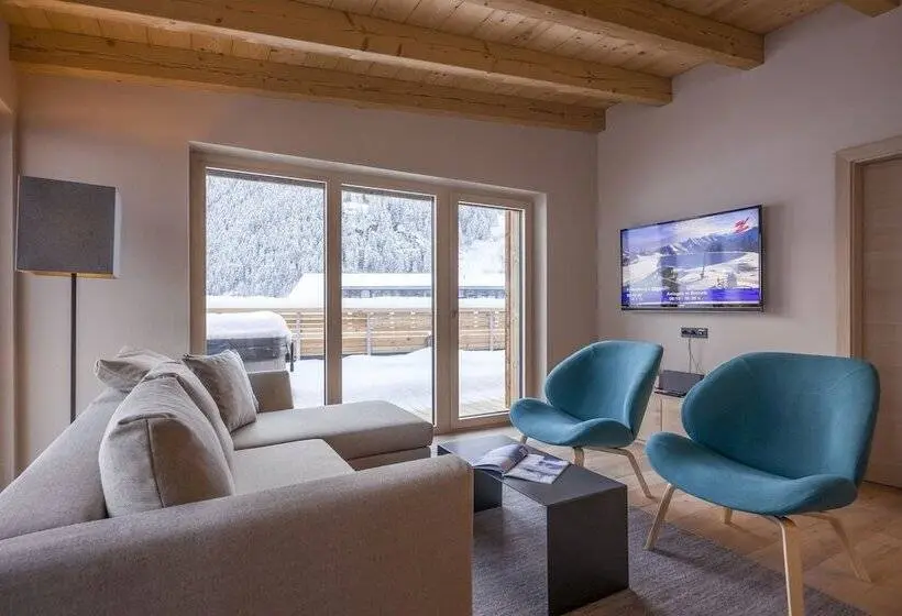 1 Bedroom Penthouse Apartment, Postresidenz