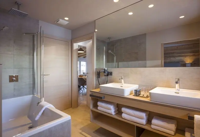 1 Bedroom Penthouse Apartment, Postresidenz