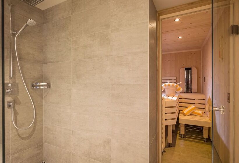 דירת דלוקס 3 חדרי שינה, Postresidenz