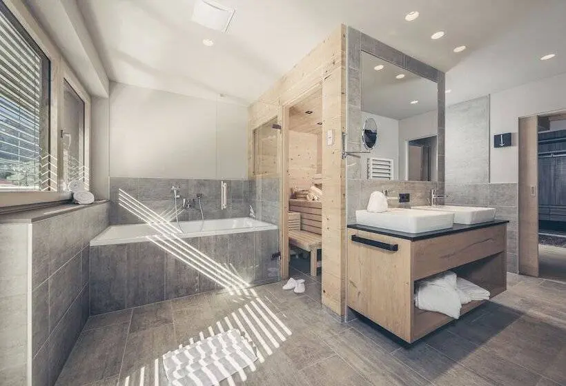1 Bedroom Penthouse Apartment, Postresidenz
