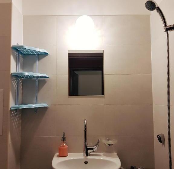 스탠다드 룸 공동 욕실, Like Home Guest Rooms