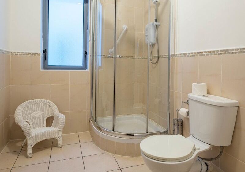 １ベッドルームアパートメント, The Courtyard Apartments