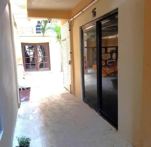 Economy Quadruple Room, Beach Side Condos Caye Caulker By Ccvh