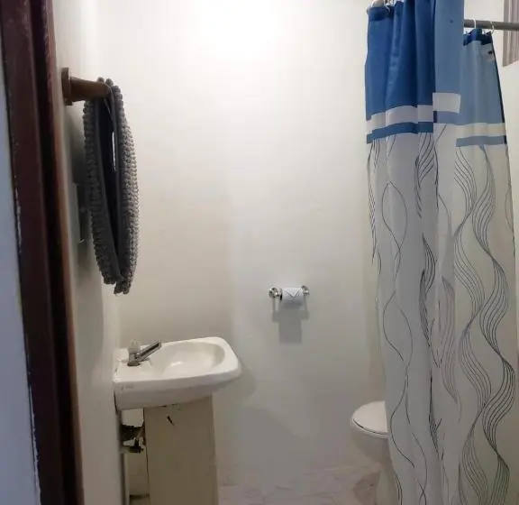 Economy Quadruple Room, Beach Side Condos Caye Caulker By Ccvh