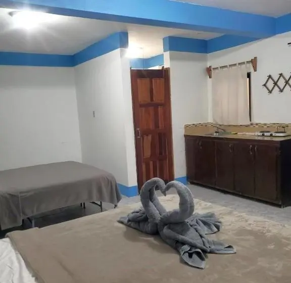 Economy Quadruple Room, Beach Side Condos Caye Caulker By Ccvh