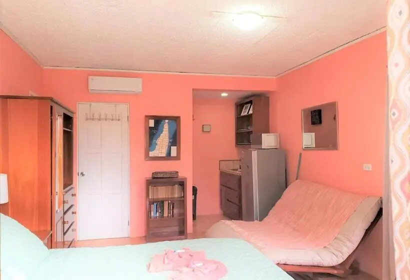 استودیو استاندارد با چشم‌انداز استخر, Beach Side Condos Caye Caulker By Ccvh