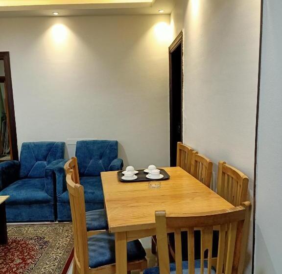 آپارتمان 2 خوابه, Jewel Mandara Apartments