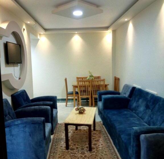 آپارتمان 2 خوابه, Jewel Mandara Apartments