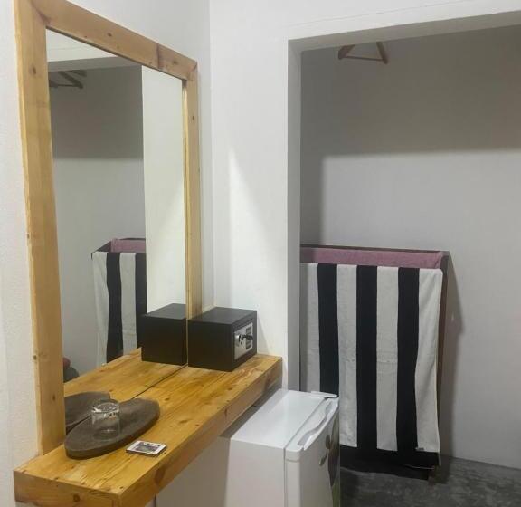 اتاق لوکس, Coco Cottage Local Style