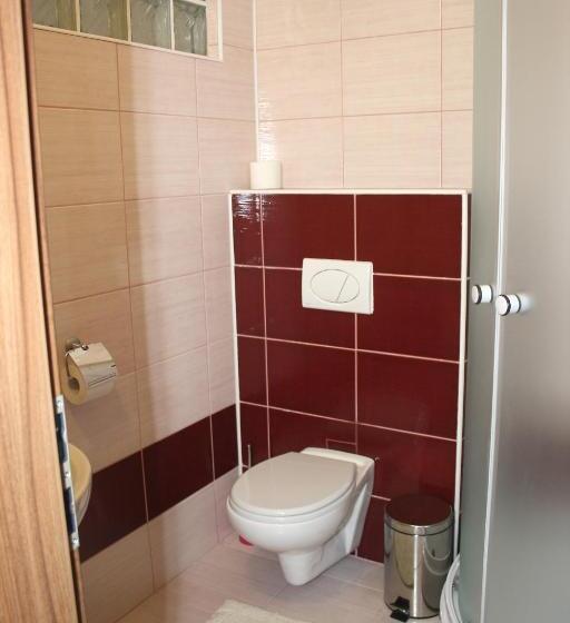 스탠다드 트리플 룸, Guest House Vila Pod Lesom