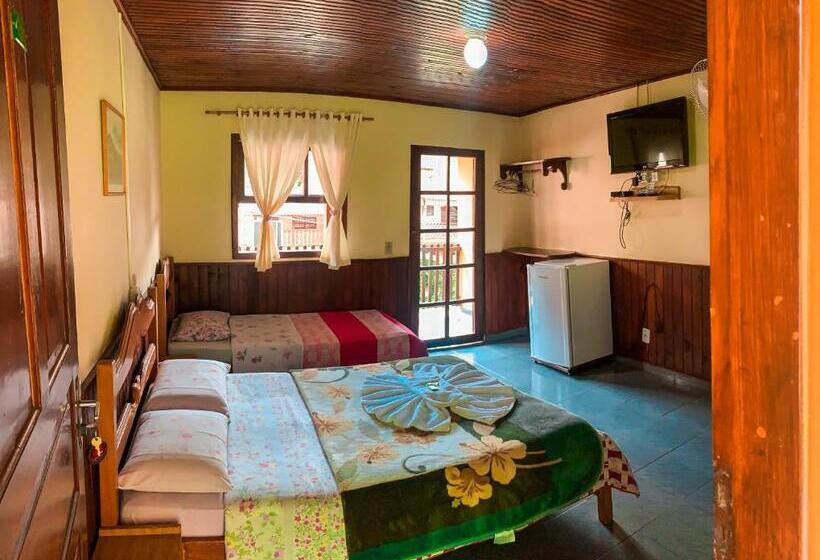 스탠다드 트리플 발코니 룸, Pousada águas Claras