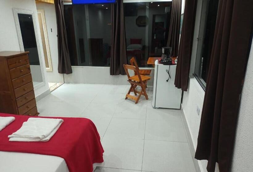 Executive Suite, Vila Lia