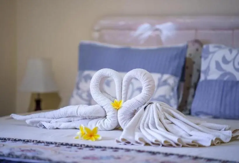 バルコニー付きデラックスルーム, Whiterose Guesthouse