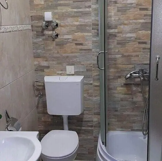 اتاق لوکس, Akva Gold Apartmani