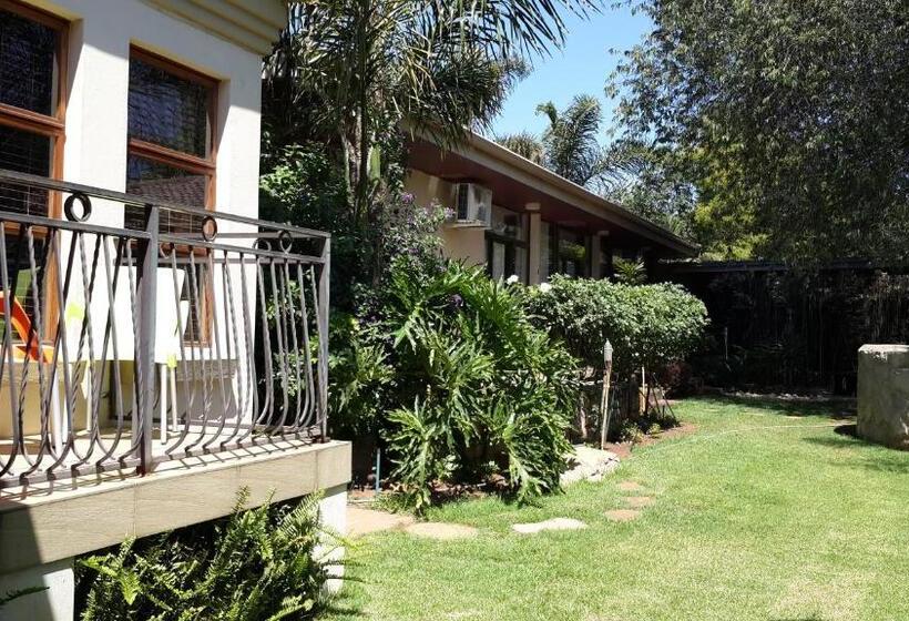 Номер Стандарт, Eagle Rock Executive Guest House