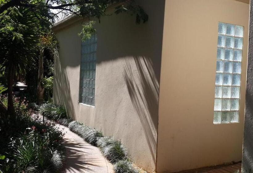 スタンダードルーム, Eagle Rock Executive Guest House