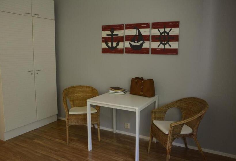 3-Bett-Standardzimmer, Folkiacenter Gästhem   Vieraskoti   Guesthouse