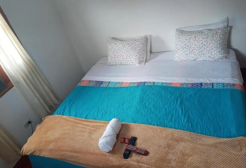 バス共有のスタンダードルーム, Hostal El Pino