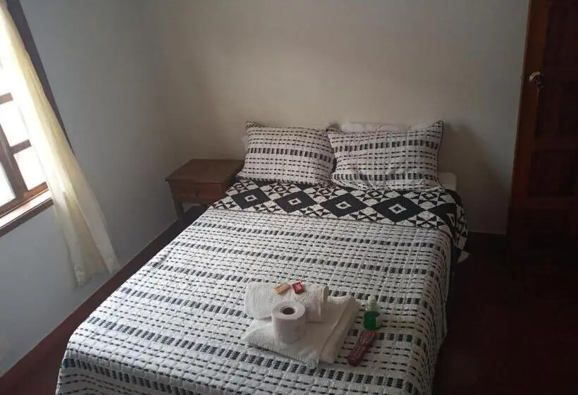 スタンダードルーム, Hostal El Pino
