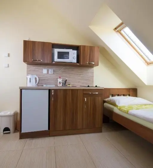 スタンダード4人部屋, Penzion Admirál